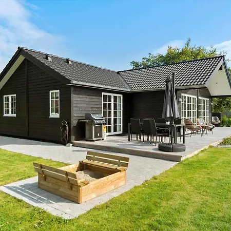 30538-odder-engagervej-62 بيت للعطل Odder